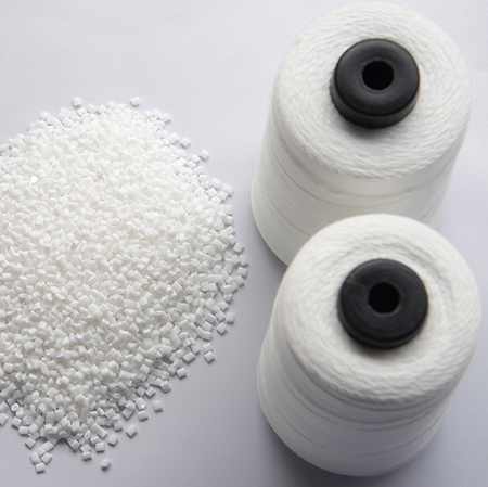 Polyester hæftefiber